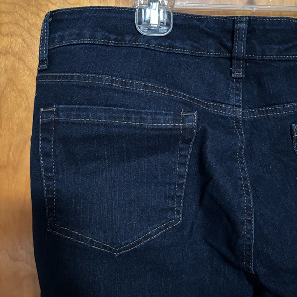 Jones New York Lexington Slimming Stretch Straight Leg Jeans Size 18 Short NWT - Picture 7 of 8